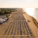 Design And Comfort In * Bibione