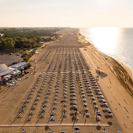 Design And Comfort In * Μπιμπιόνε