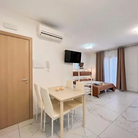 Design And Comfort In Apartament