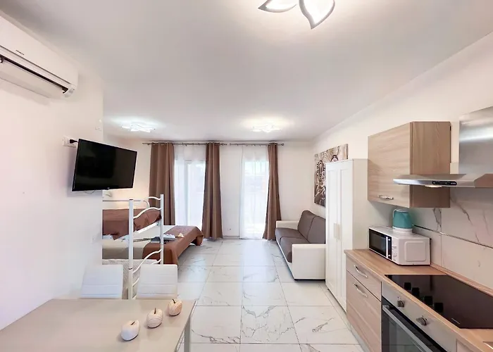 Design And Comfort In Apartment Bibione